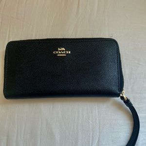 Black Coach Wristlet!